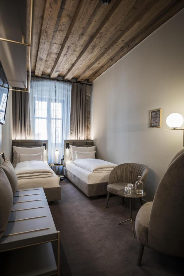 Altstadthotel Weisses Kreuz - In Der Fussgangerzone Innsbruck Extérieur photo